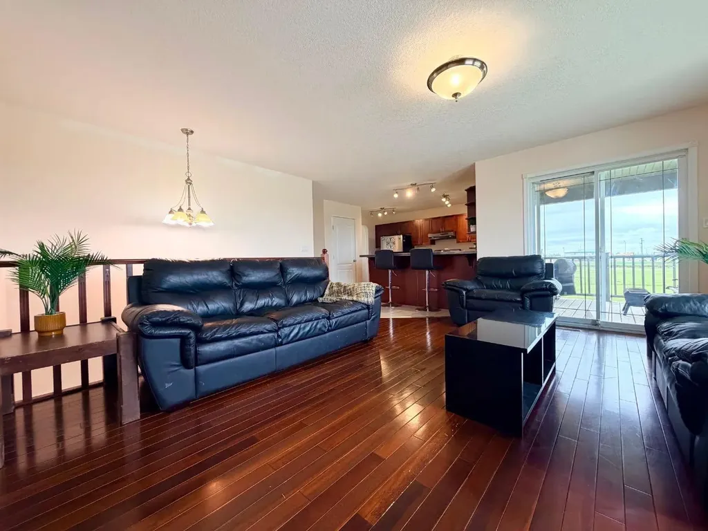 4611 44 Street Rycroft AB T0H3A0