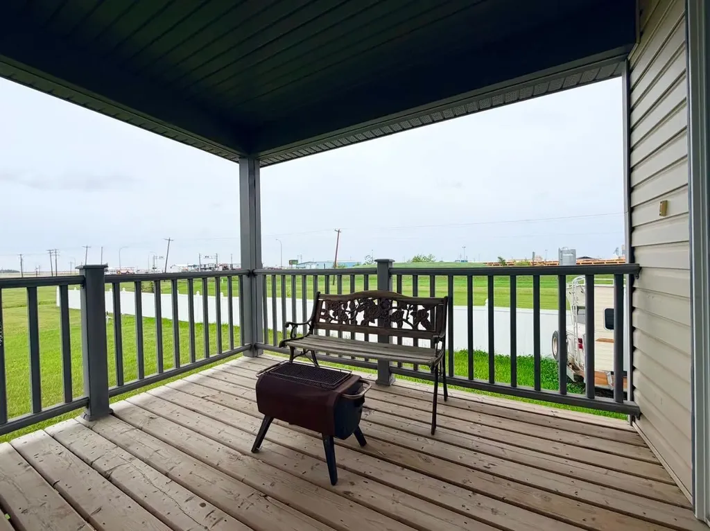 4611 44 Street Rycroft AB T0H3A0