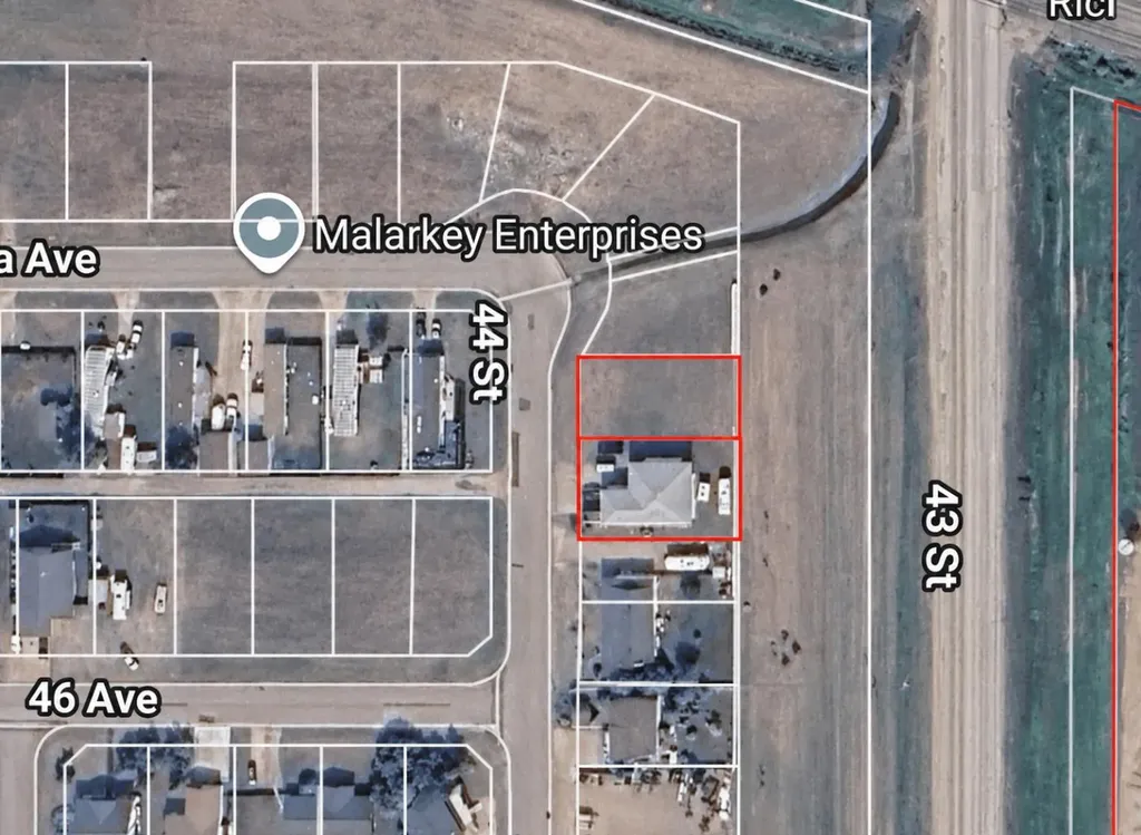 4611 44 Street Rycroft AB T0H3A0