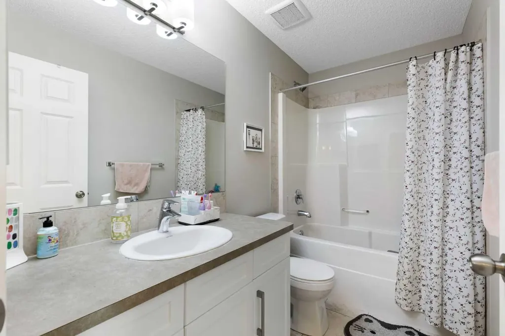 362 Legacy Village Way SE Calgary AB T2X 0Y9