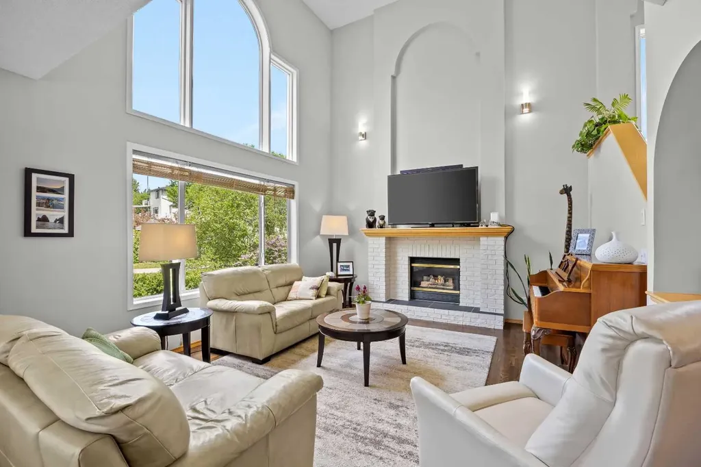 50 Tuscany Hills Terrace NW Calgary AB T3L 2G7