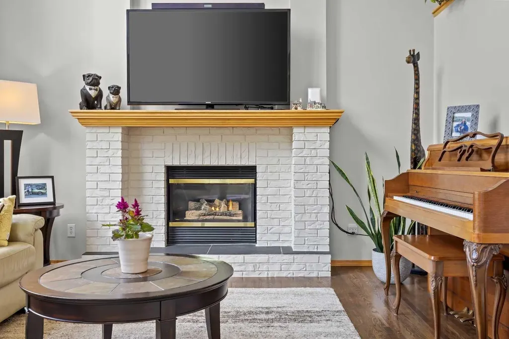 50 Tuscany Hills Terrace NW Calgary AB T3L 2G7