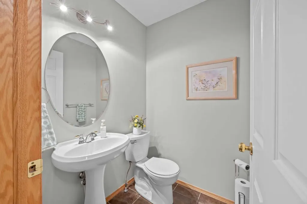 50 Tuscany Hills Terrace NW Calgary AB T3L 2G7