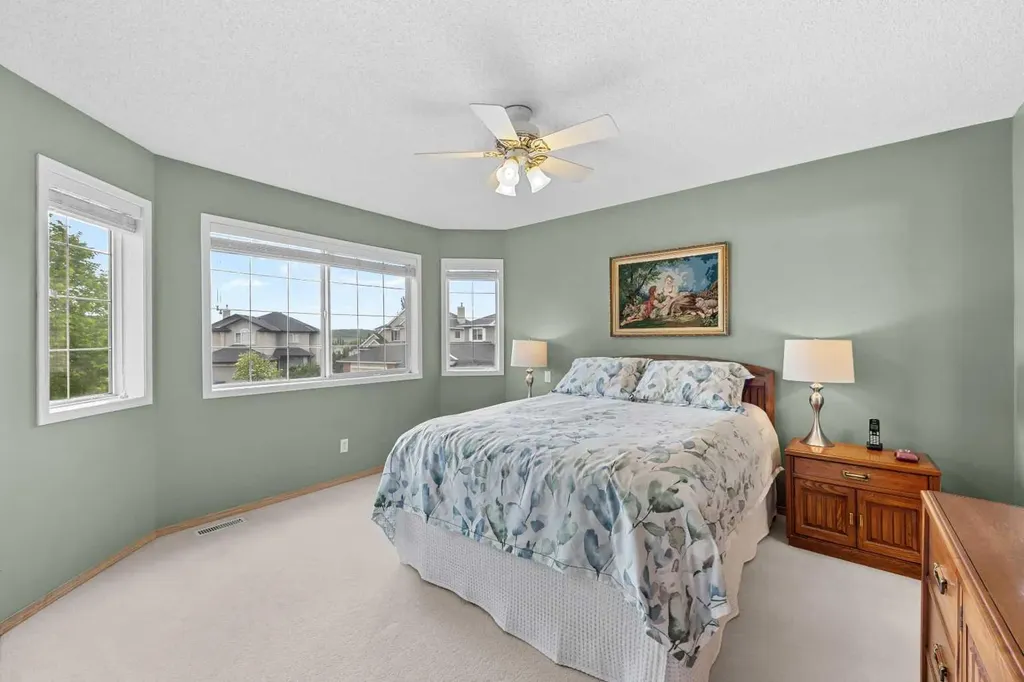 50 Tuscany Hills Terrace NW Calgary AB T3L 2G7