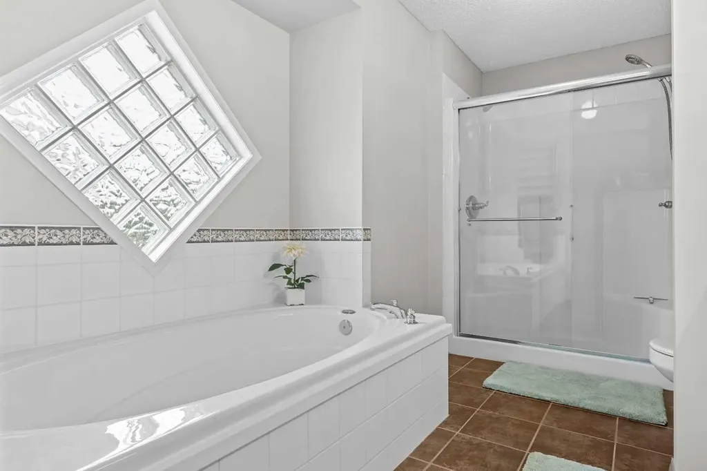 50 Tuscany Hills Terrace NW Calgary AB T3L 2G7