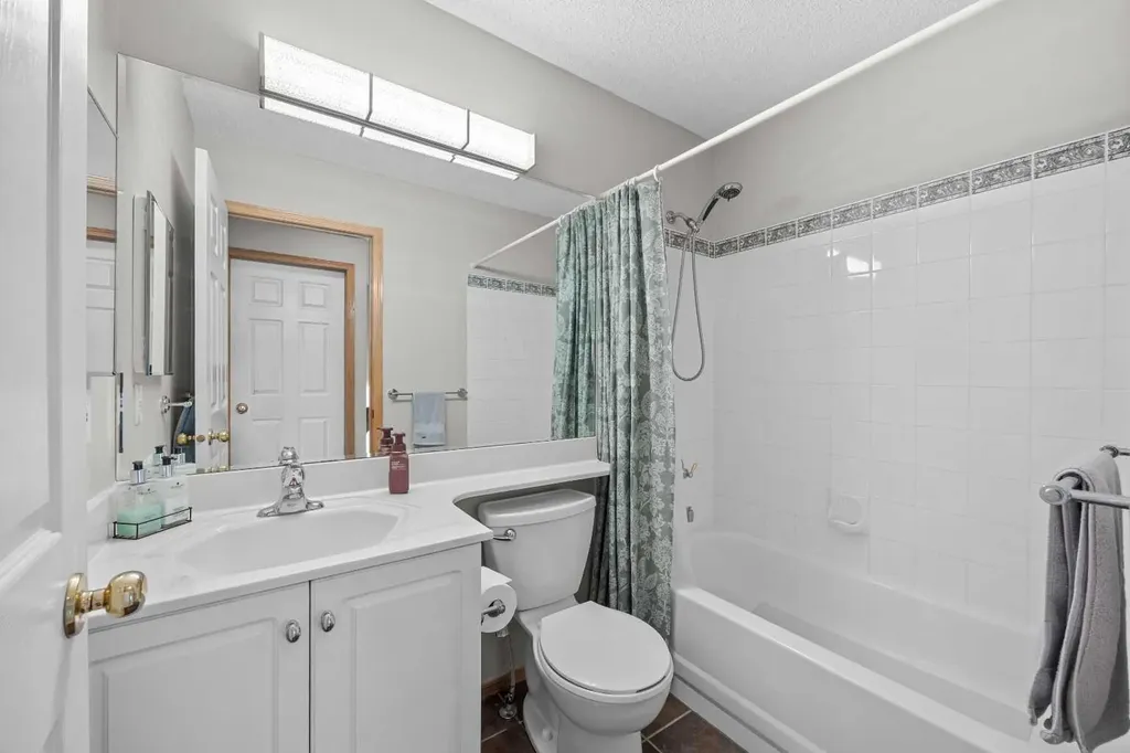 50 Tuscany Hills Terrace NW Calgary AB T3L 2G7