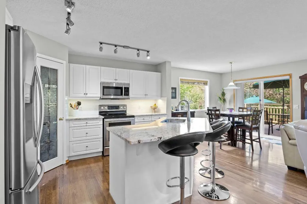 50 Tuscany Hills Terrace NW Calgary AB T3L 2G7