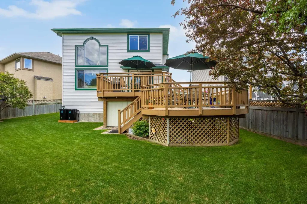 50 Tuscany Hills Terrace NW Calgary AB T3L 2G7