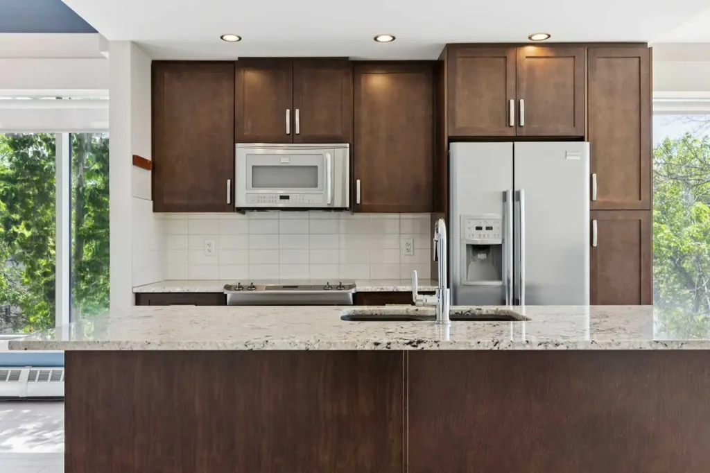 1730 5a Street SW Calgary AB T2S 2E9