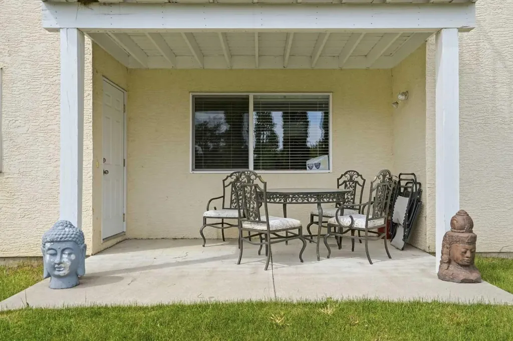 408 Lineham Acres Bay NW High River AB T1V 1T3
