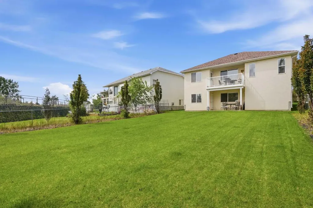 408 Lineham Acres Bay NW High River AB T1V 1T3