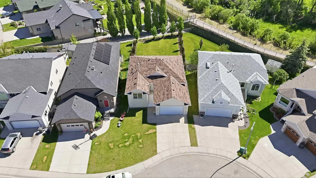 408 Lineham Acres Bay NW High River AB T1V 1T3