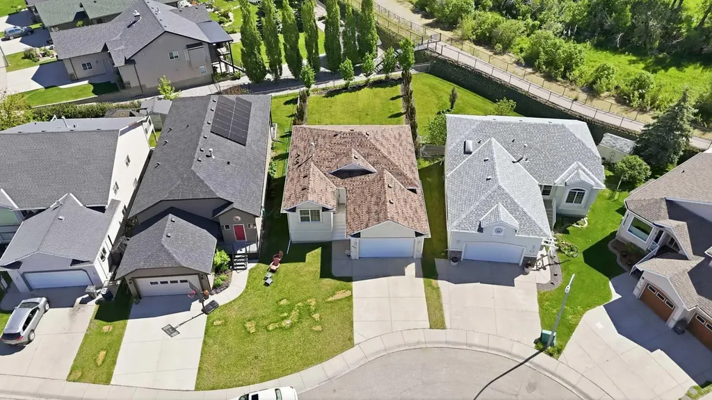 408 Lineham Acres Bay NW High River AB T1V 1T3