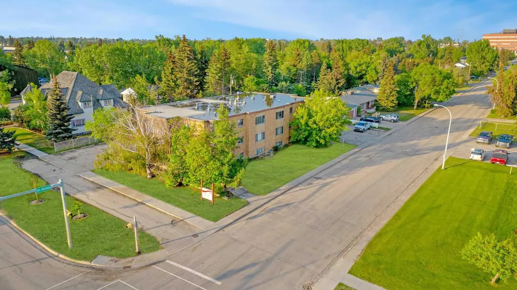 9932 105 Avenue Grande Prairie AB T8V1G9