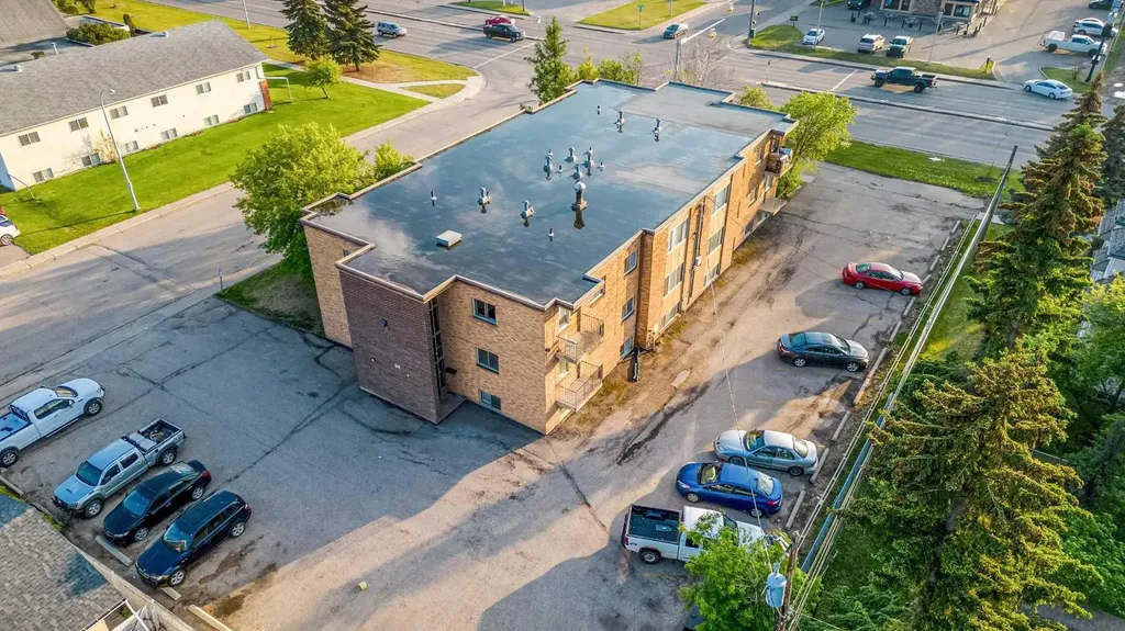 9932 105 Avenue Grande Prairie AB T8V1G9