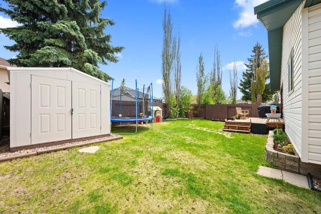 3307 61 Avenue Lloydminster AB T9V 2T7