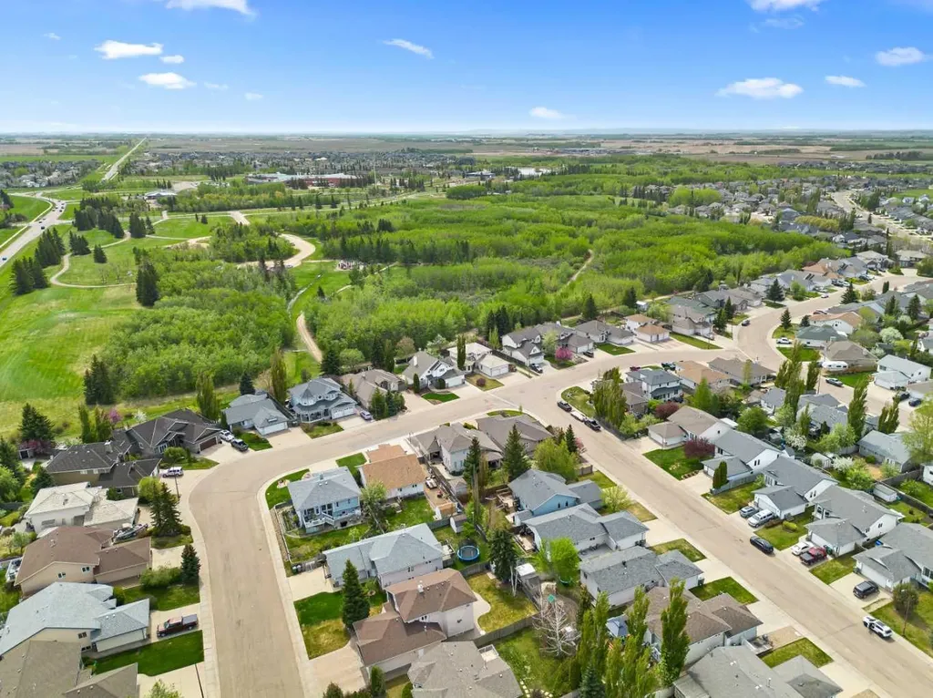 3307 61 Avenue Lloydminster AB T9V 2T7