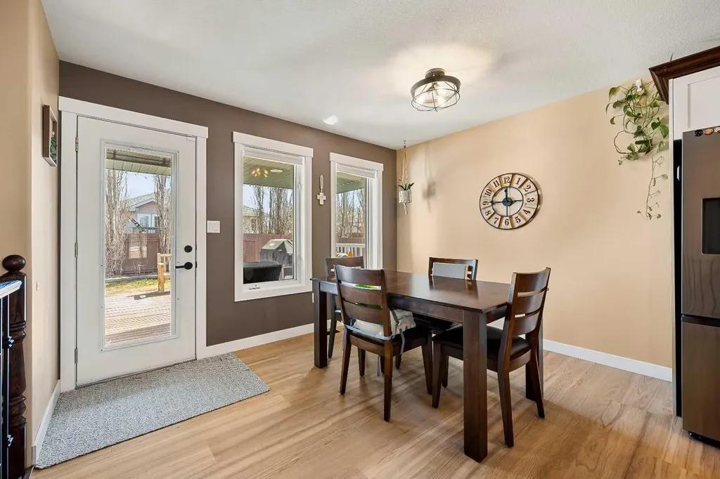 3307 61 Avenue Lloydminster AB T9V 2T7