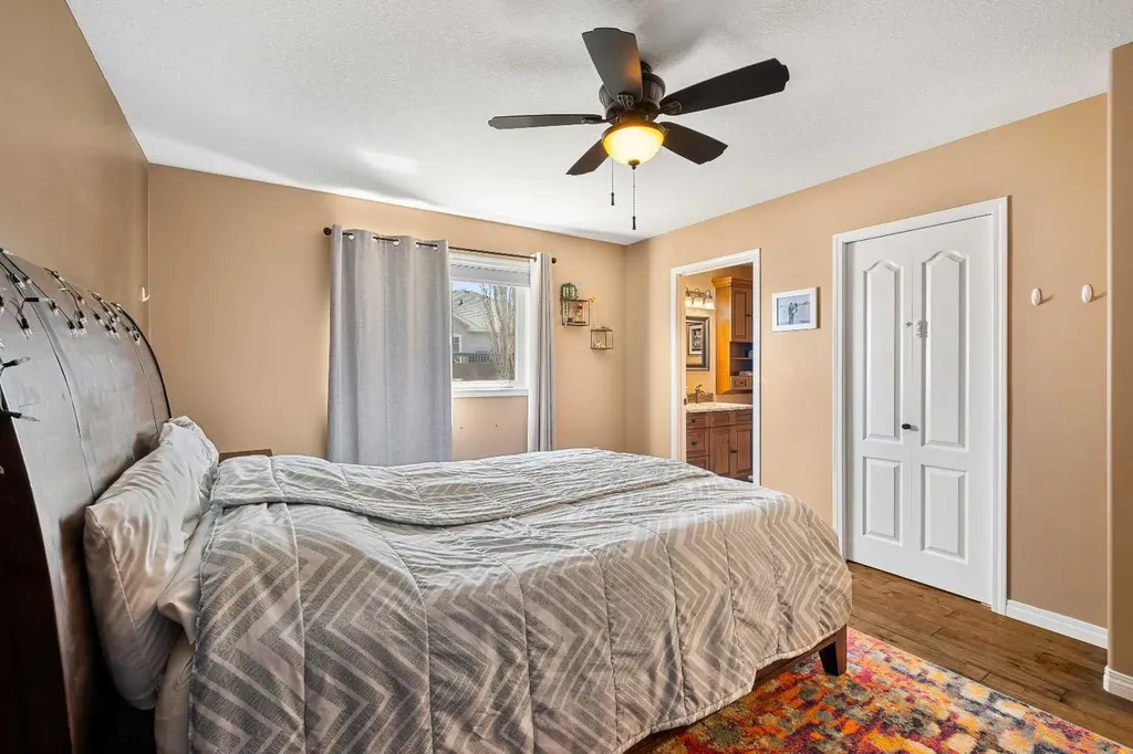 3307 61 Avenue Lloydminster AB T9V 2T7