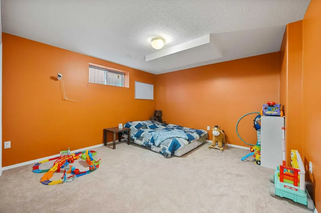 3307 61 Avenue Lloydminster AB T9V 2T7