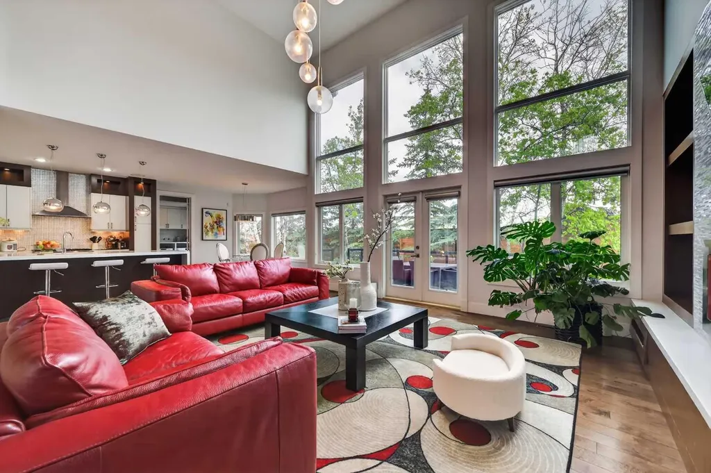 168 Posthill Drive SW Calgary AB T3H 0J1