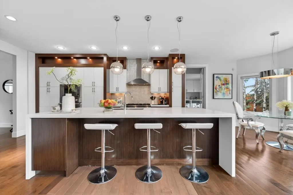 168 Posthill Drive SW Calgary AB T3H 0J1