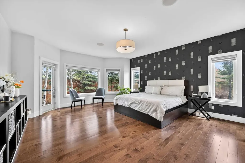 168 Posthill Drive SW Calgary AB T3H 0J1