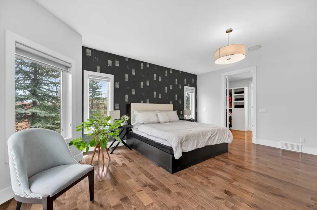 168 Posthill Drive SW Calgary AB T3H 0J1
