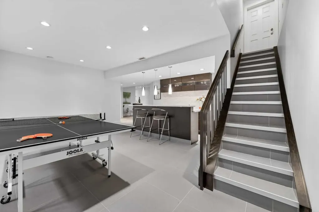 168 Posthill Drive SW Calgary AB T3H 0J1