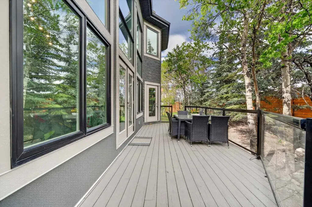 168 Posthill Drive SW Calgary AB T3H 0J1
