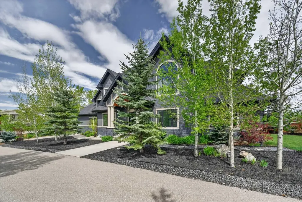 168 Posthill Drive SW Calgary AB T3H 0J1