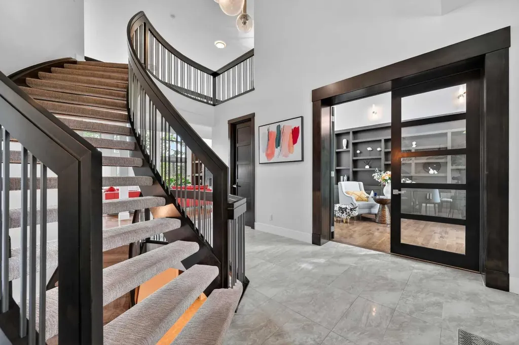 168 Posthill Drive SW Calgary AB T3H 0J1
