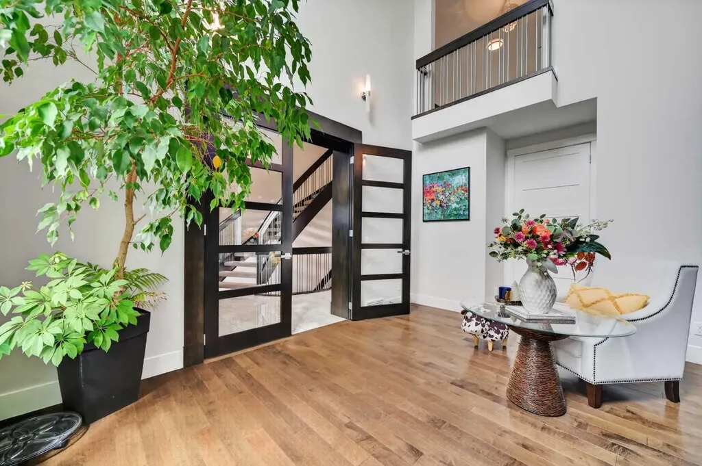 168 Posthill Drive SW Calgary AB T3H 0J1