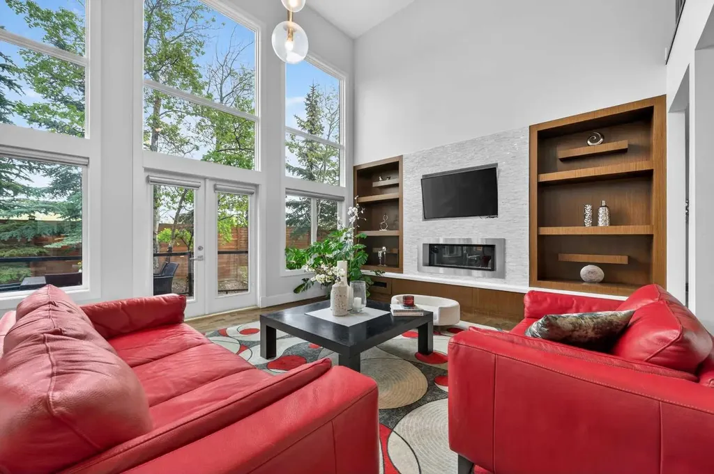 168 Posthill Drive SW Calgary AB T3H 0J1