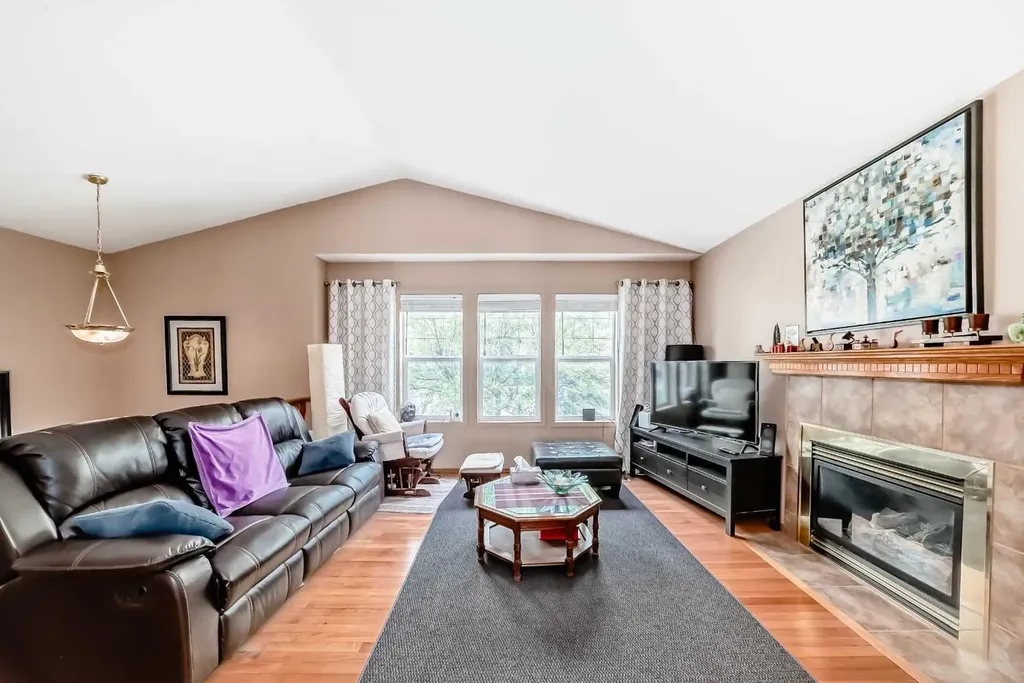 27 Covepark Drive NE Calgary AB T3K5T6