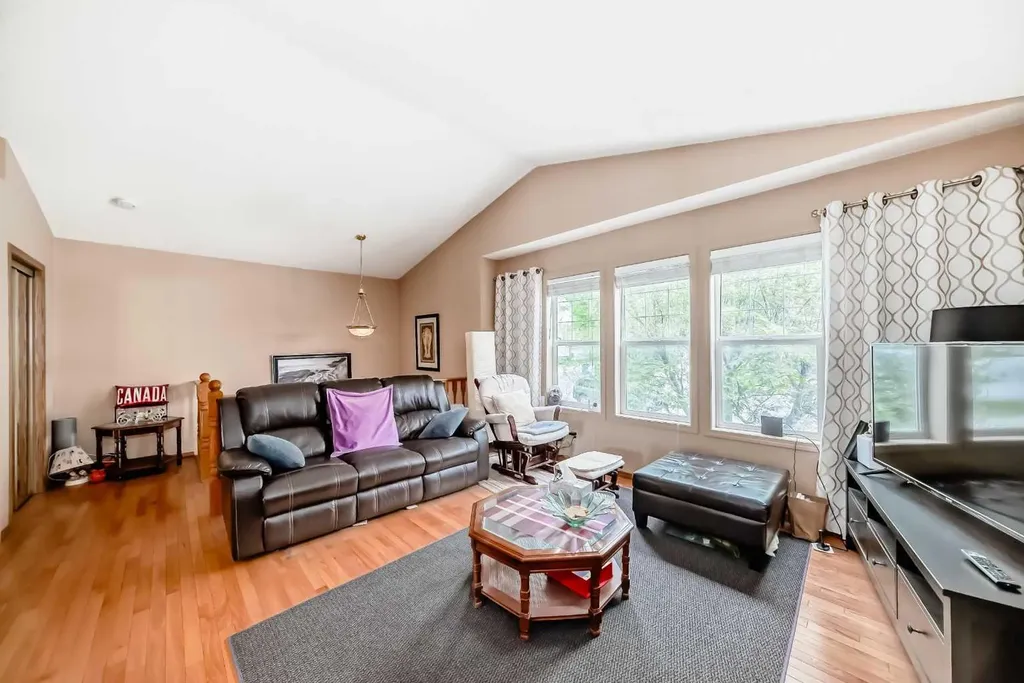 27 Covepark Drive NE Calgary AB T3K5T6
