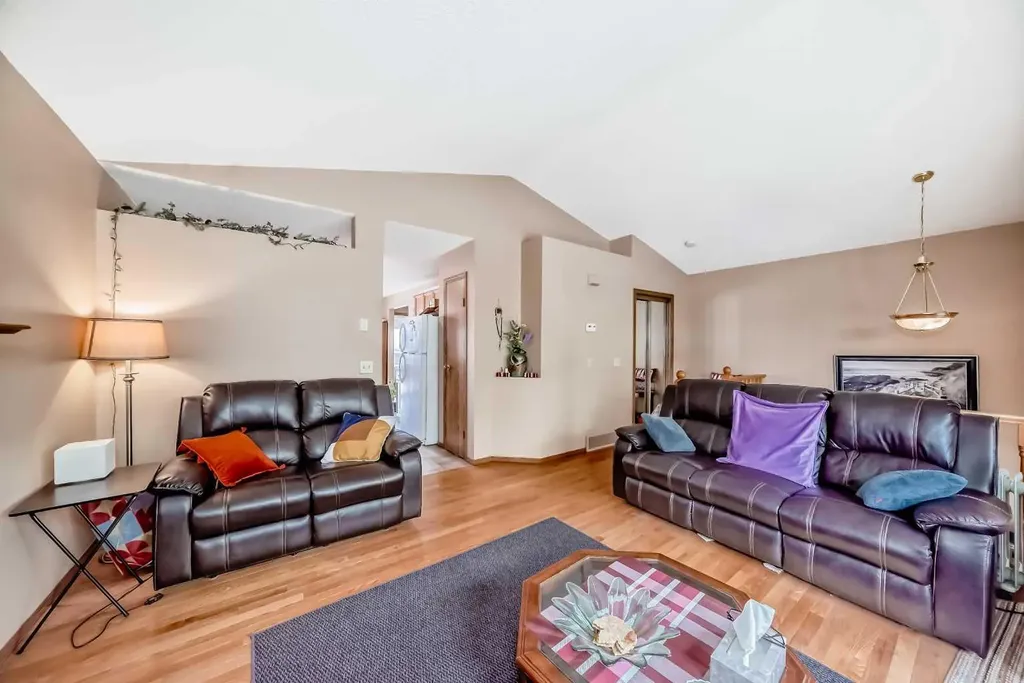 27 Covepark Drive NE Calgary AB T3K5T6