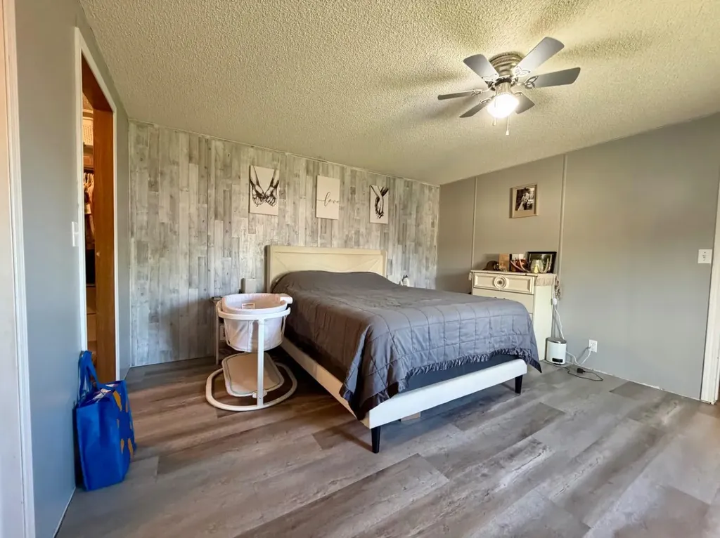 10409 Homestead Way La Crete AB T0H2H0