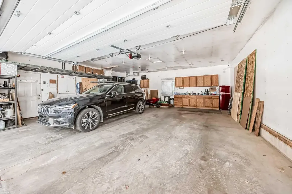 1228 Rosehill Drive NW Calgary AB T2K 1M1