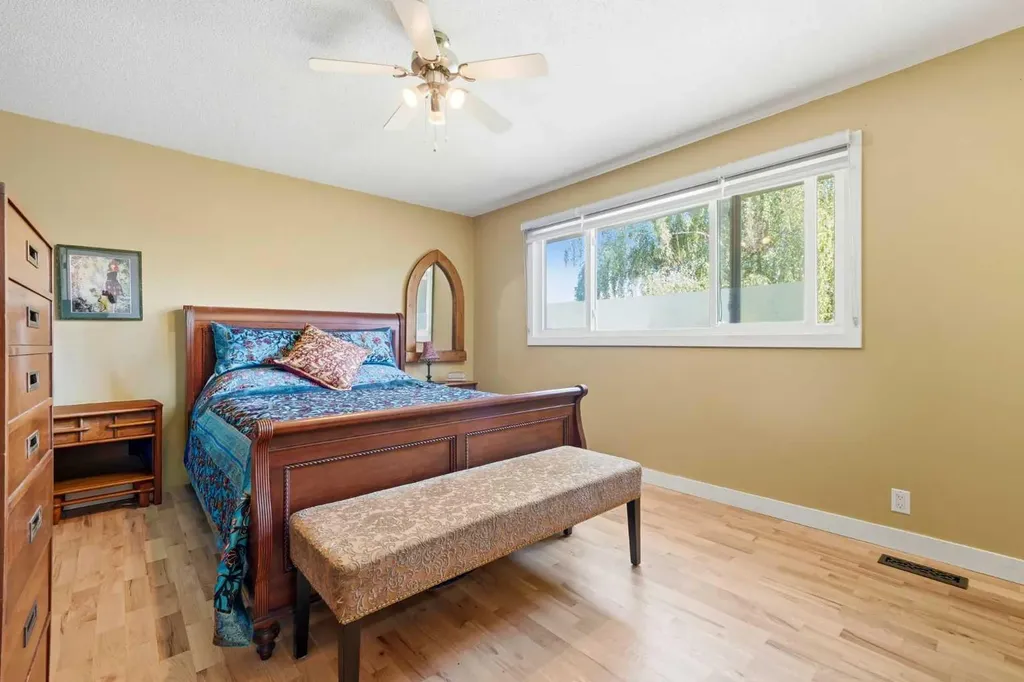 1409 Idaho Street Carstairs AB T0M 0N0