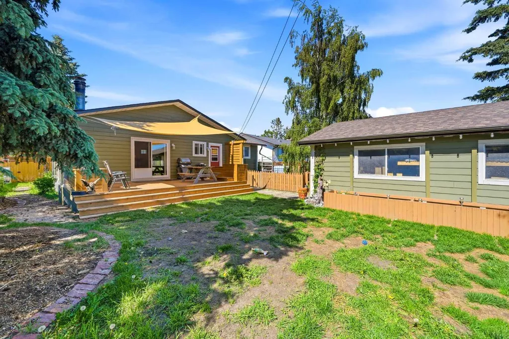 1409 Idaho Street Carstairs AB T0M 0N0