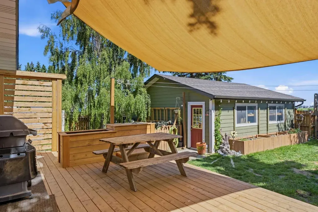 1409 Idaho Street Carstairs AB T0M 0N0