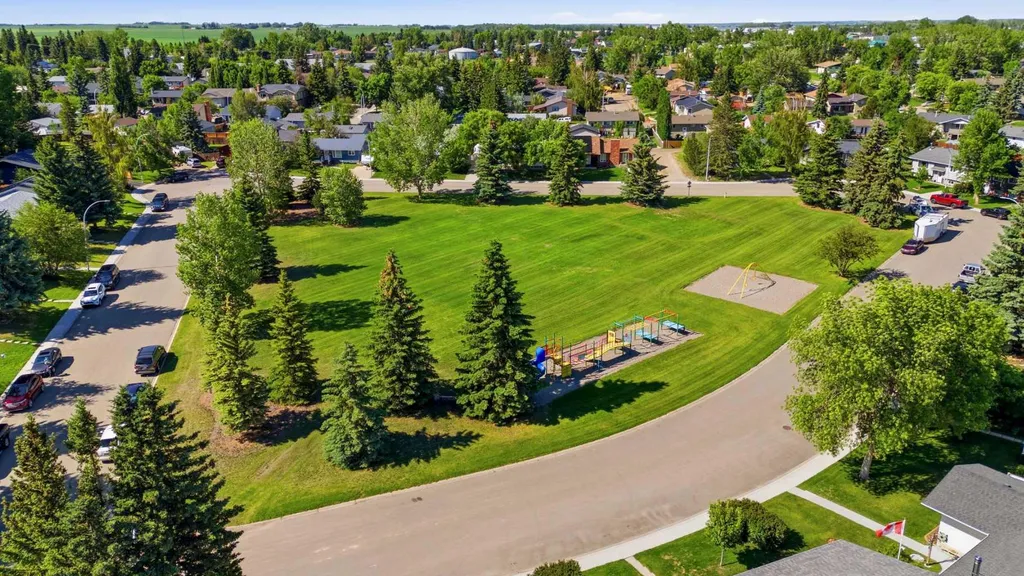 1409 Idaho Street Carstairs AB T0M 0N0