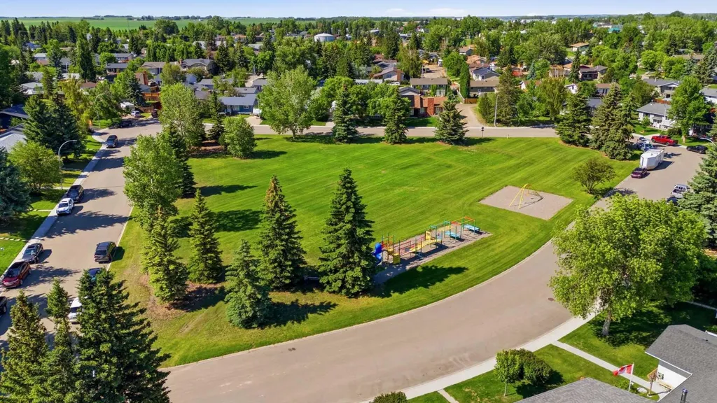 1409 Idaho Street Carstairs AB T0M 0N0