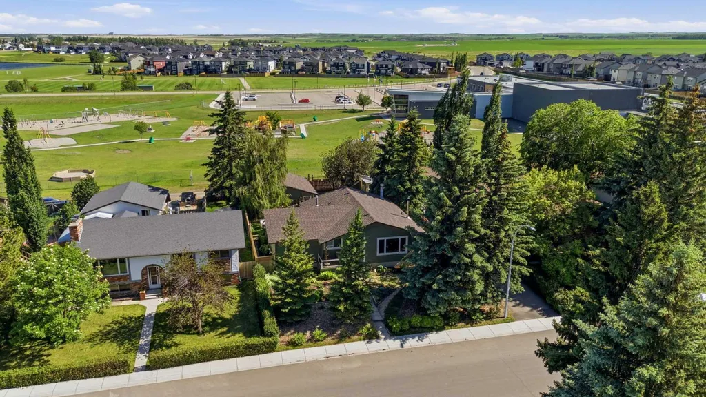1409 Idaho Street Carstairs AB T0M 0N0