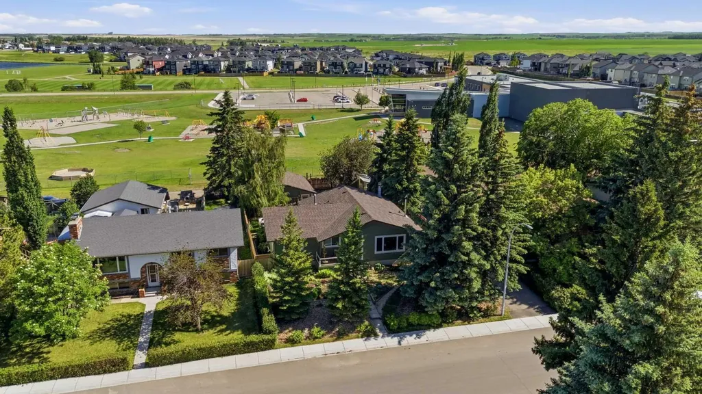 1409 Idaho Street Carstairs AB T0M 0N0