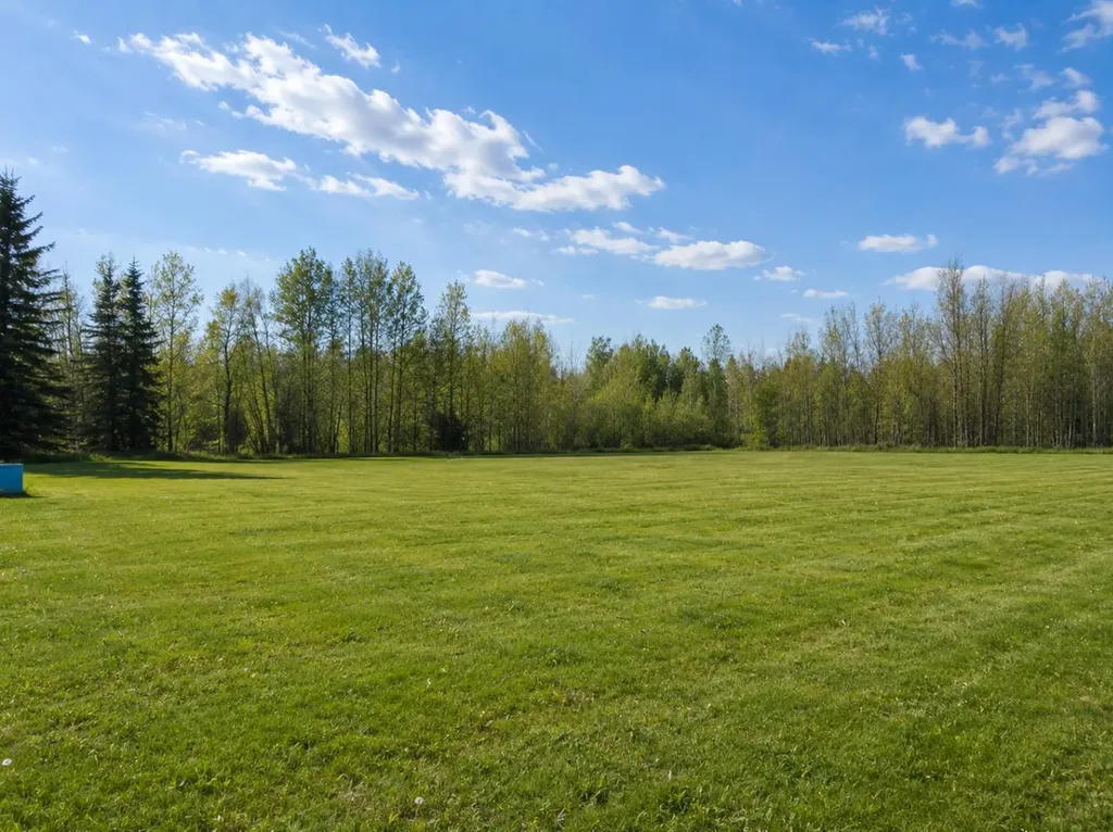 404015 Range Road 6-5 Rural Clearwater County AB T4T1A4