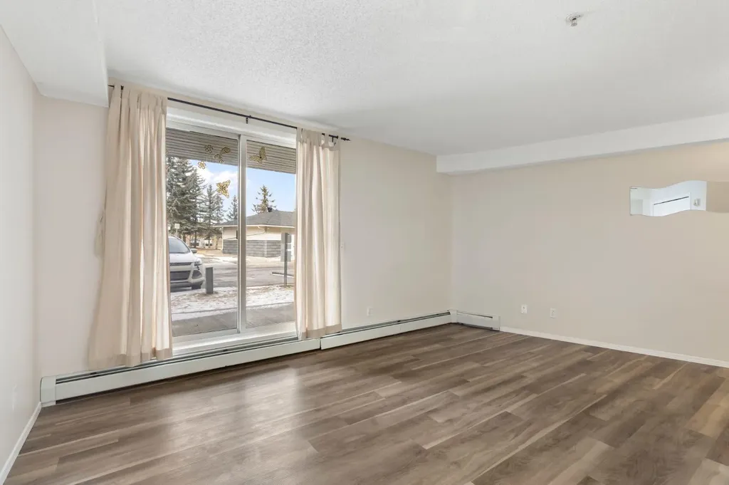 1620 70 Street SE Calgary AB T2A 7Z3