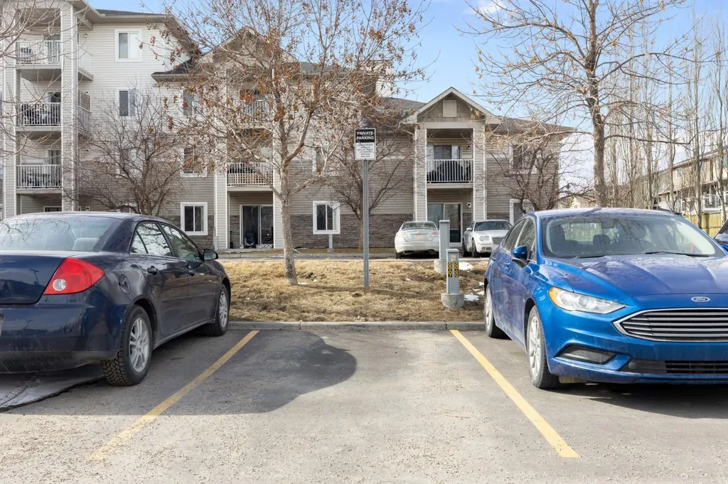 1620 70 Street SE Calgary AB T2A 7Z3