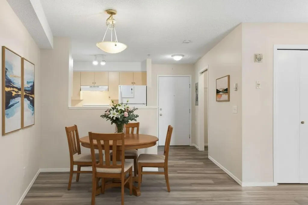 1620 70 Street SE Calgary AB T2A 7Z3